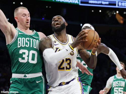 セルティックス戦完敗で露呈した“完成度の差”…レブロン＆ルカ体制レイカーズの問題点、八村の意見は…