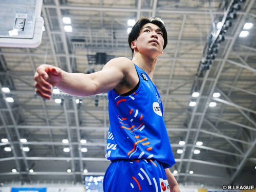 茨城に“伝染した”期待感…ドラ2赤間賢人が堂々デビュー、試合後のサイン会で素顔も