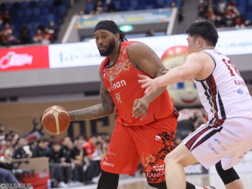 前大阪のジョシュア・スミスが北海道に加入「北海道のファンはBリーグの中でも最高のファン」