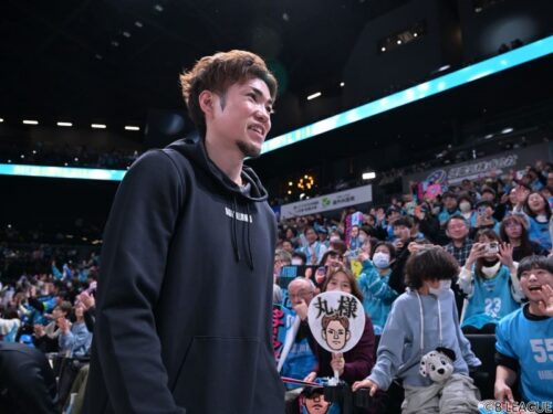 前十字靭帯断裂の佐賀・金丸晃輔、手術が無事終了…36歳の名シューターをクラブが復帰まで全力でサポート