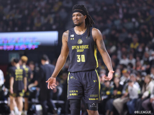 テレンス・ウッドベリー、新天地はライジングゼファー福岡に「全力を尽くす覚悟」