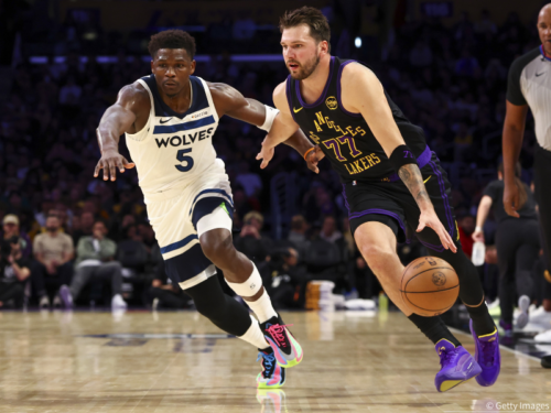 レイカーズはレブロン欠場も3連勝…ドンチッチがトリプルダブル達成、八村は9得点