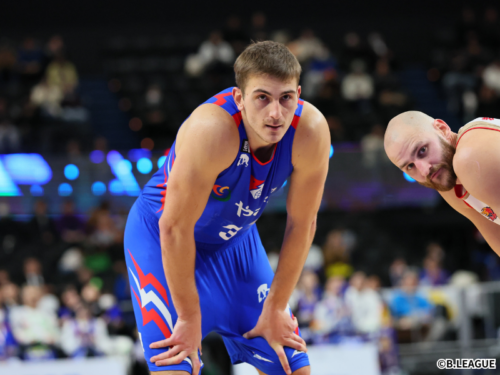 茨城が福岡退団のティム・シュナイダーを獲得…NBA経験持つビッグマンの電撃退団受け補強