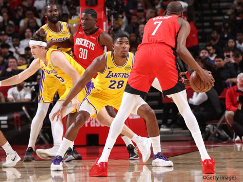 ロケッツに競り勝ったレイカーズが6連勝…ドンチッチが36得点、八村塁はベンチから6得点