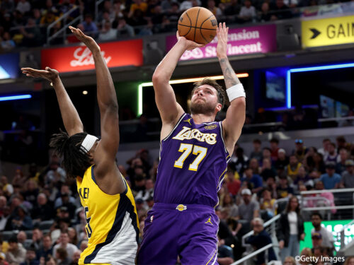 主軸3選手欠場のレイカーズが白星…ドンチッチが43得点、リーブス＆レブロン＆ヘイズの3人は20得点超え