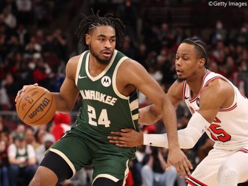 バックスが今季途中に加入して平均10.7得点を残していたキャム・トーマスを放出