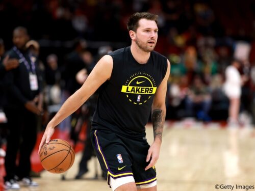 ロケッツのデュラントが第2戦で復帰…レイカーズのドンチッチとリーブスの現状は？