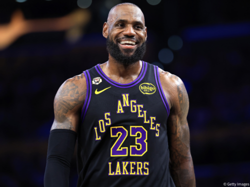 レブロンが史上4人目の通算1万2000アシスト到達…八村塁も13得点でレイカーズはサンズに圧勝