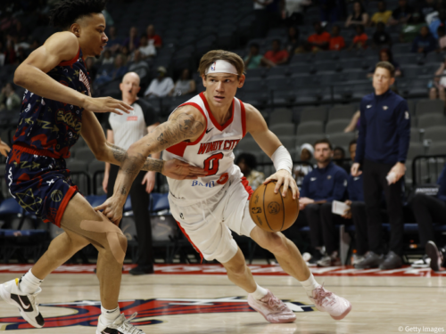 マック・マクラングが史上初の2度目のGリーグMVPに…チームメイトの河村勇輝も祝福