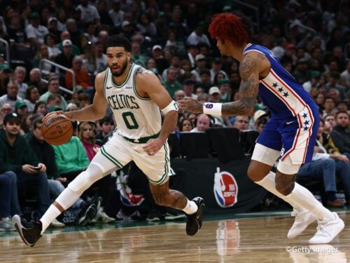 セルティックス快勝でPO白星発進…6選手が2桁得点を記録、テイタムはダブルダブル