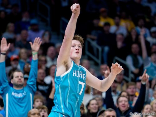 ホーネッツの新人カニップルが3P成功数でリーグトップの快挙…ルーキーでの達成はNBA史上初