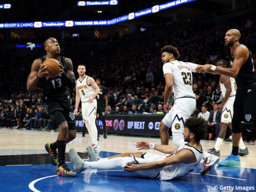 ウルブズがナゲッツを破り突破に王手…ドスンムがキャリアハイの43得点でけん引、試合終了間際には乱闘騒ぎも