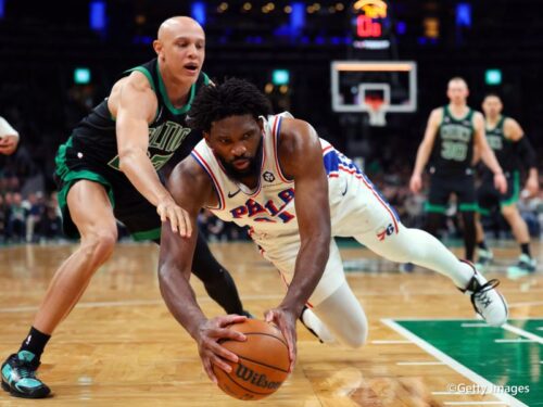 エンビード33得点のシクサーズが敵地で快勝…第5戦を制し崖っぷちから望みをつなぐ