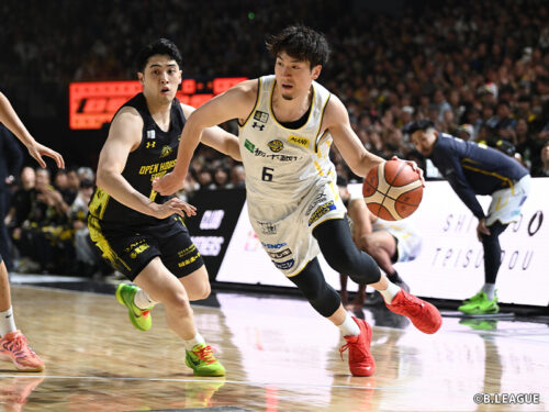 宇都宮ブレックスがCS進出決定…第4Qに31得点を奪い、東地区2位の群馬に逆転勝利