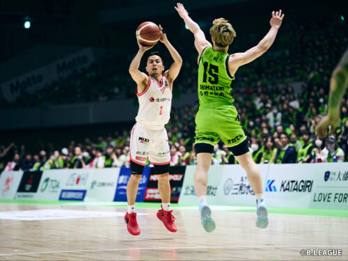 ホグ39得点の千葉Jが北海道を撃破…富樫勇樹はトップリーグ通算1500回3P成功＆9000得点＆3500アシスト達成