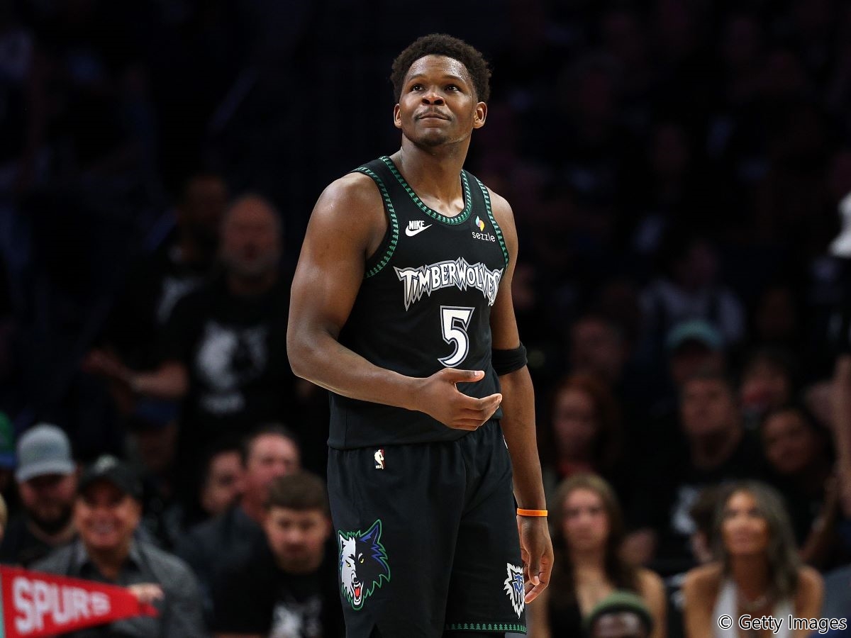 ミネソタ・ティンバーウルブズが新たなロゴとユニフォームデザインを