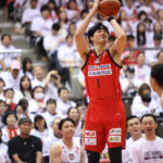 KNK_3537