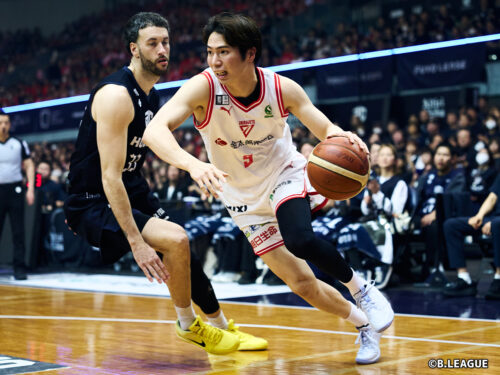 三遠ネオフェニックス、千葉J退団の二上耀と契約締結「覚悟を持って戦いたい」