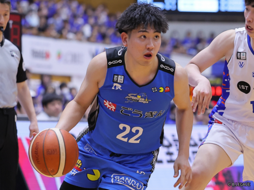 島根の飯尾文哉が左膝内側側副靭帯損傷と診断…復帰時期はリハビリ経過を見て判断