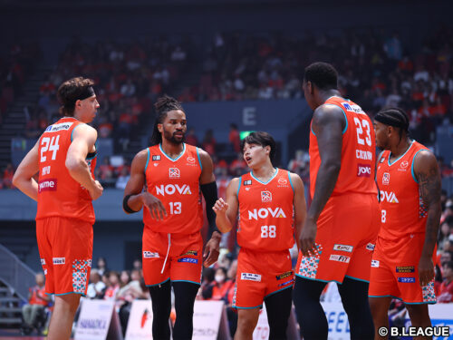 強力布陣“オンフォー”の狙いと効果とは…開幕4連勝の広島、日本人選手にも「個々の役割が当然ある」